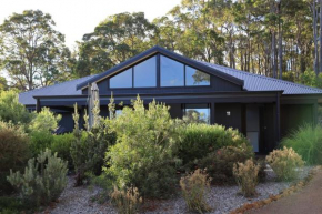 Villa Vines @ Rivendell Winery Estate, Yallingup Siding